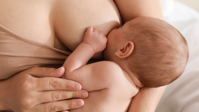 Aanleggen-zonder-gedoe-Borstvoeding-baby-moeder