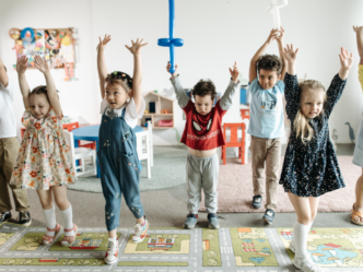 kinderen dansen