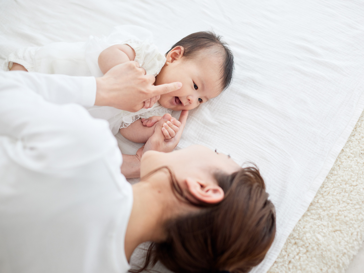 wanneer baby goed zien