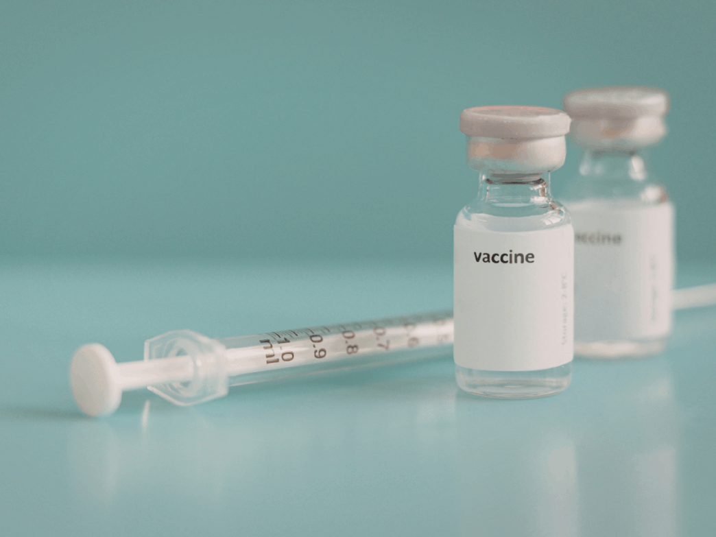 negenjaarsprik angst naald met twee flacons