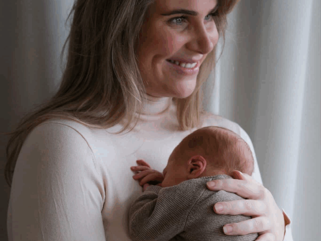 zwanger zonder partner foto van mercedes met baby