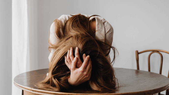 huilbaby ervaring moeder huilt aan tafel