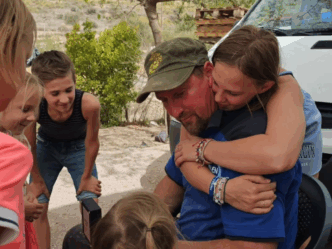 Jelies Grote Gezinnen Emigreren foto van de jelies