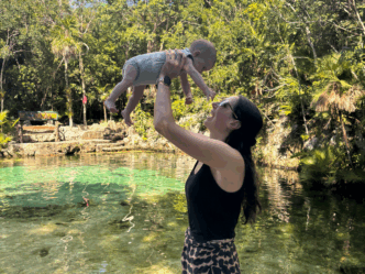 baby ziek op vakantie foto van tamara met baby max op reis