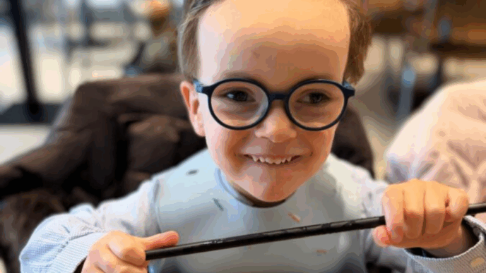 zorgenkindje foto van zoon van mamablogger