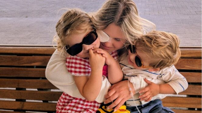 leven met MS als moeder foto van gezin romy