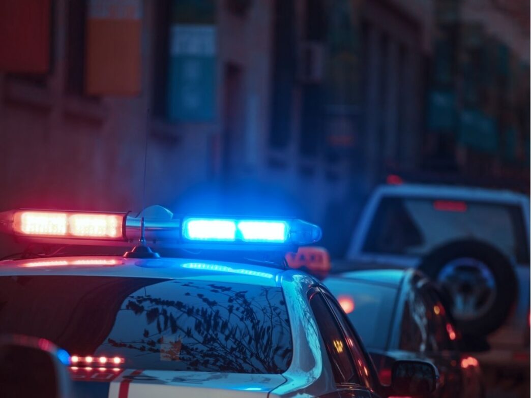 pakketbezorger vermoordt meisje foto van politieauto