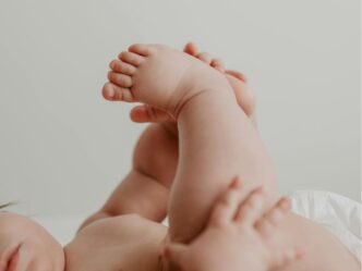 tweelingnamen discusie foto van baby