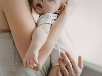 spijt van de naam van mijn dochter foto van moeder en dochter