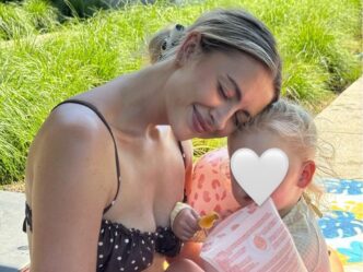 dubbele achternaam kinderen foto van elianne en kind
