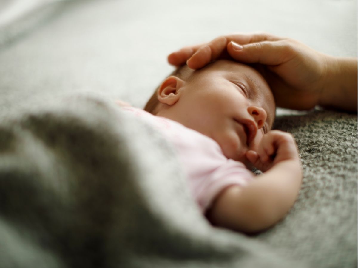 dubbele achternaam kind foto van newborn