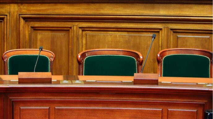 baby zestien botbreuken foto van rechtszaal