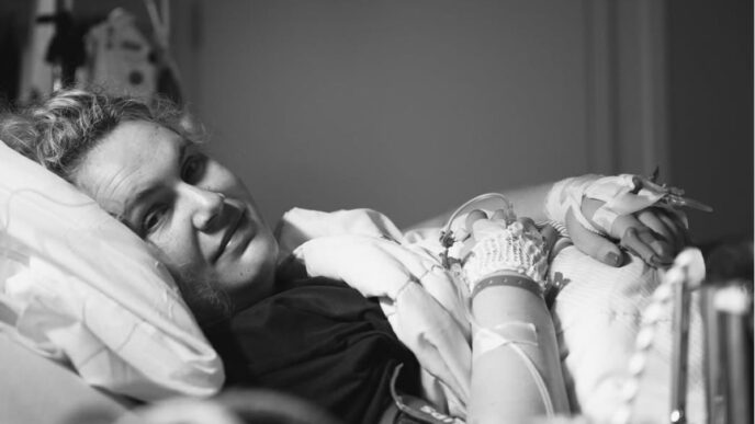 zwangerschapsvergiftiging foto van romy in ziekenhuisbed
