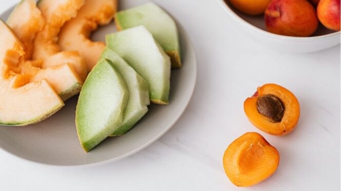 fruitvliegjes bananen foto van fruit