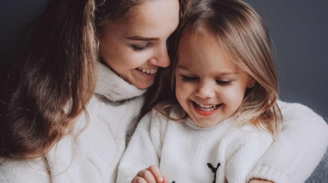 bijzondere babynaam foto van moeder en dochter