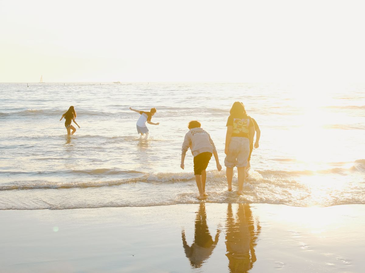 vakantiebudget gezin foto van familie op strand